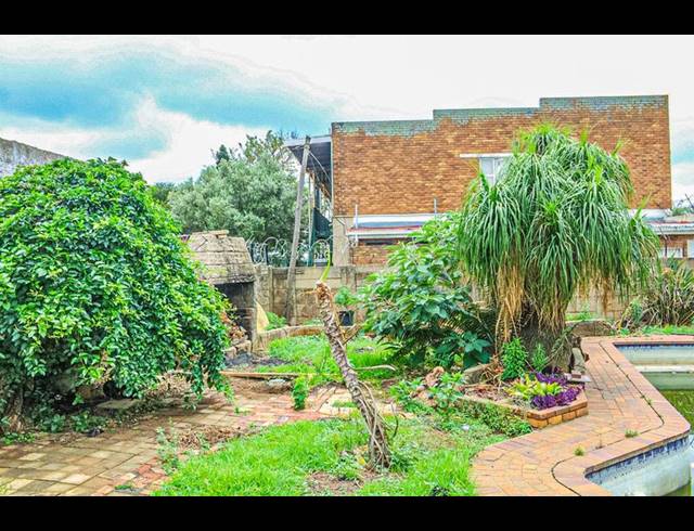 3 BEDROOM HOUSE FOR SALE IN CRESSLAWN